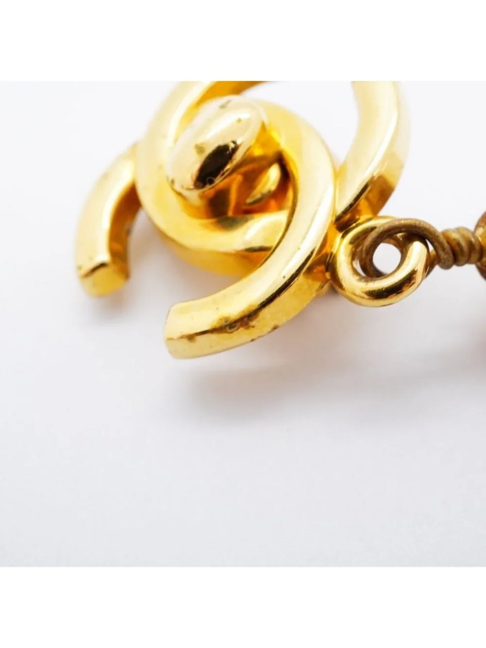 Chanel Earrings Vintage CC Logo Turnlock Gold Plated Faux Pearl